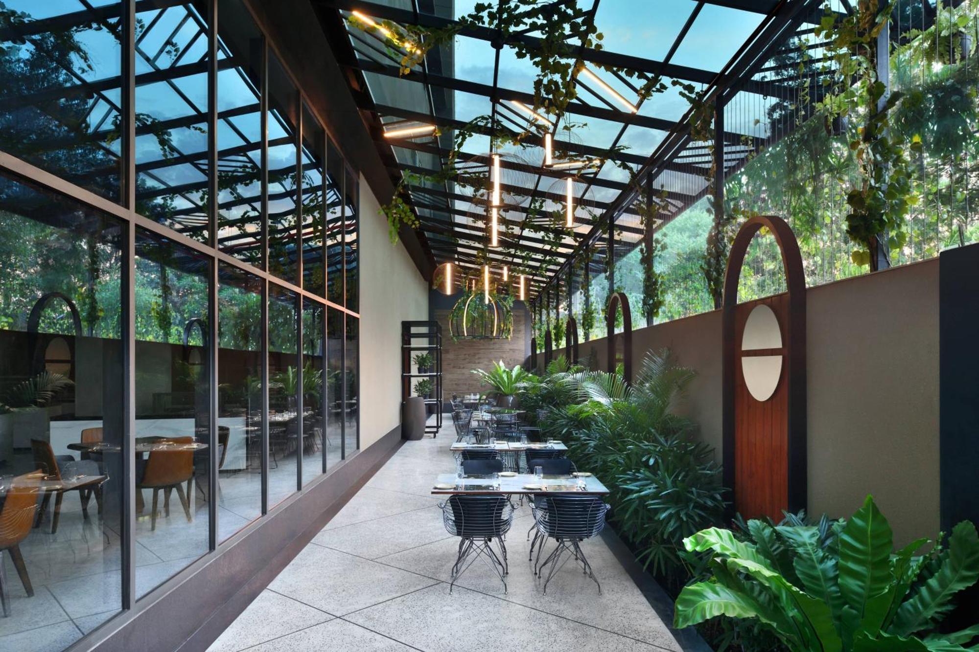 Hotel Courtyard By Marriott Nashik Exterior foto
