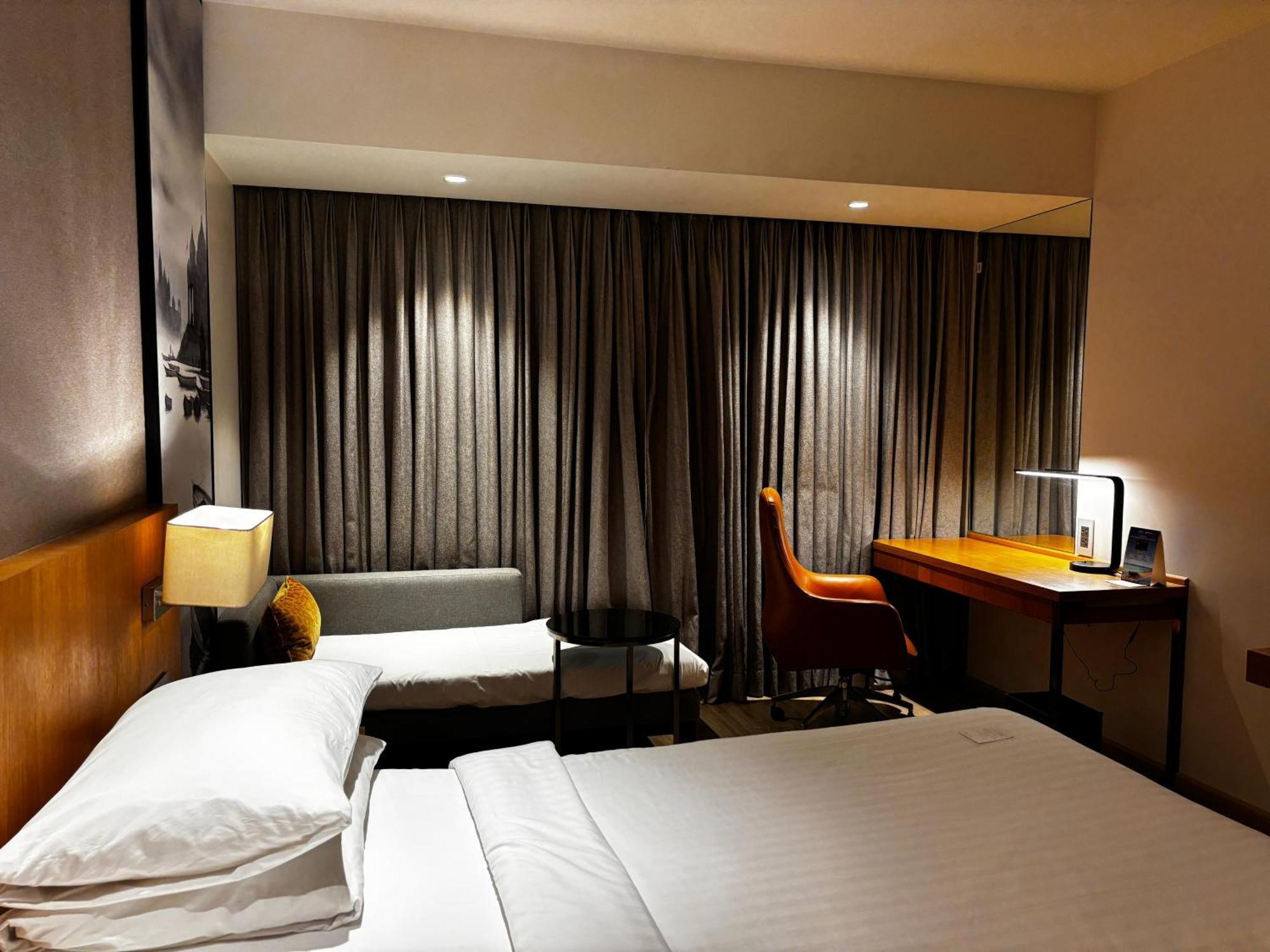 Hotel Courtyard By Marriott Nashik Exterior foto