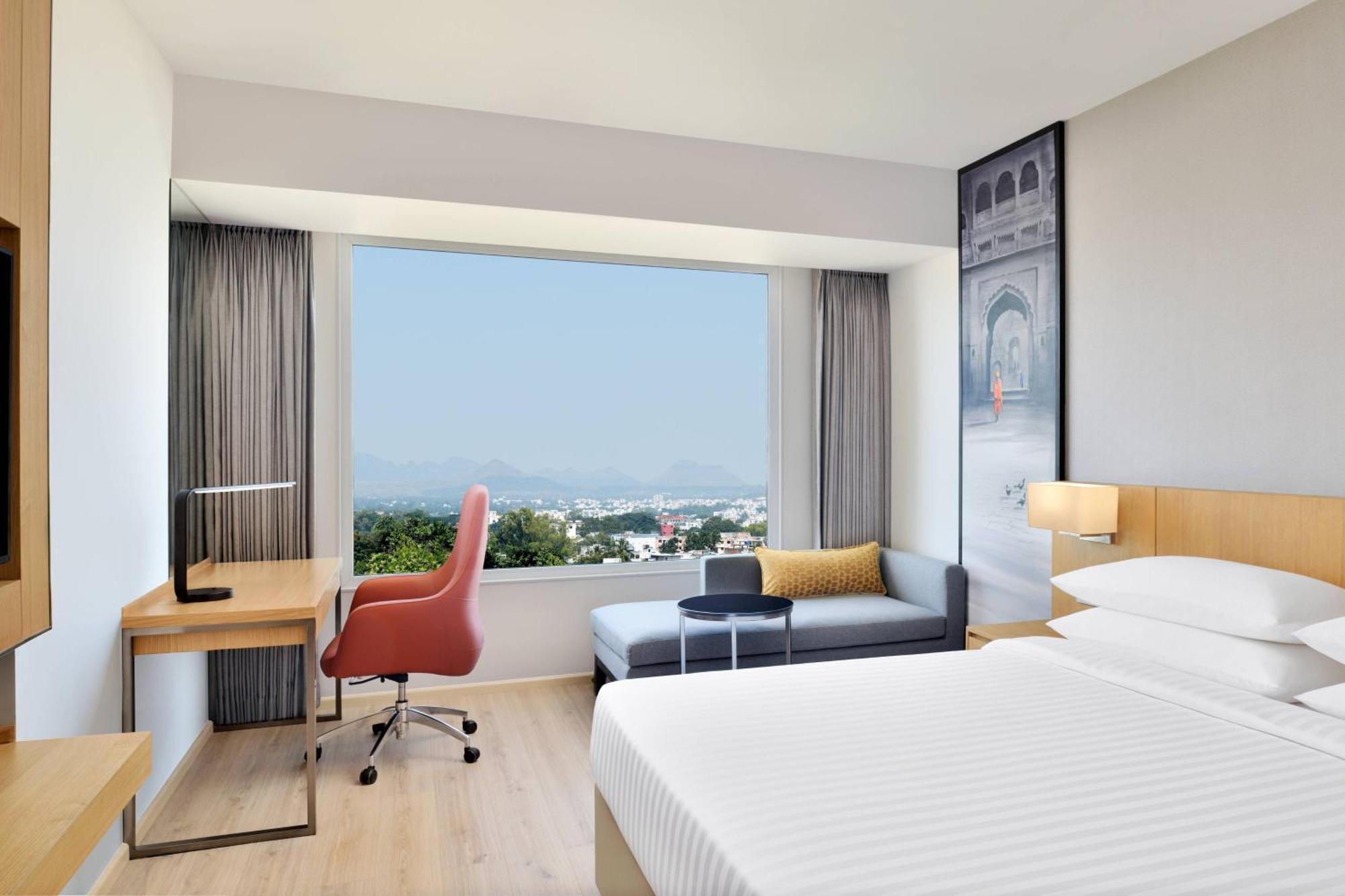 Hotel Courtyard By Marriott Nashik Exterior foto